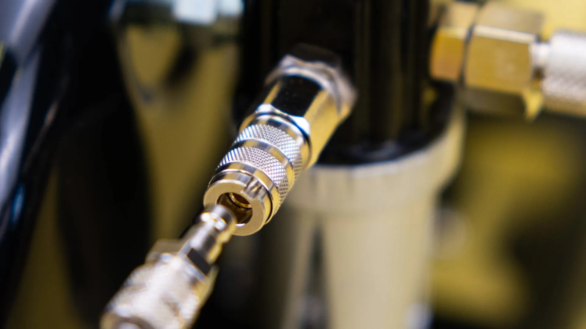 Airbrush Verbindungsteile im Elita-Shop